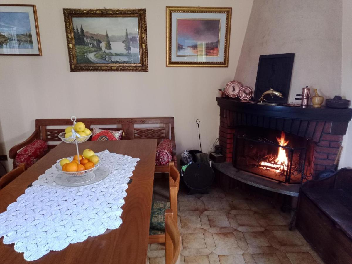 B&B Il Cantuccio Desenzano del Garda Bagian luar foto